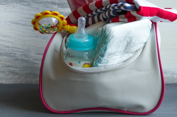 Les différents type de sac à langer pour ranger les affaires du bébé efficacement